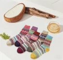 Retro Pattern Socks for a Cozy, Breathable Fit