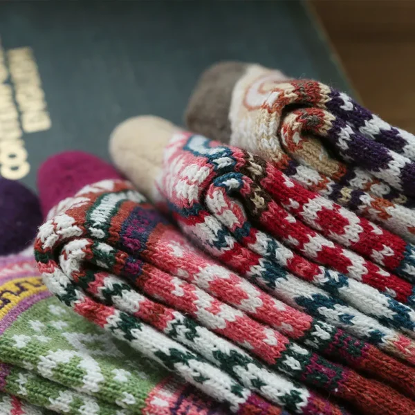 Retro Pattern Socks for a Cozy, Breathable Fit - Image 2